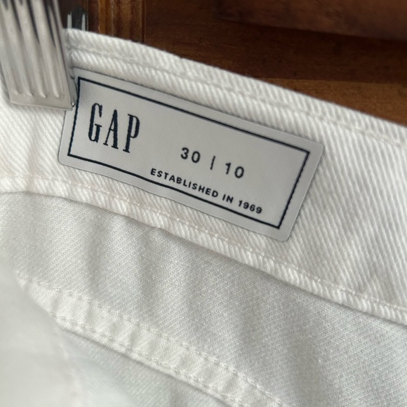 GAP White Denim long skirt women’s size 10 - Picture 3 of 5
